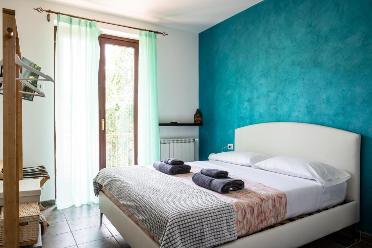 Villa De Alberti Vergiate Bagian luar foto